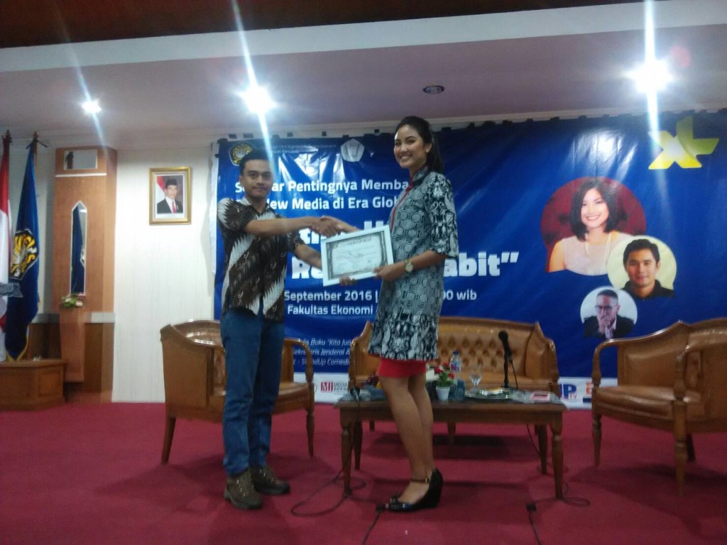 Puteri Indonesia 2008:  Satu Detik yang Sudah Lewat Tidak Bisa  Kembali Lagi