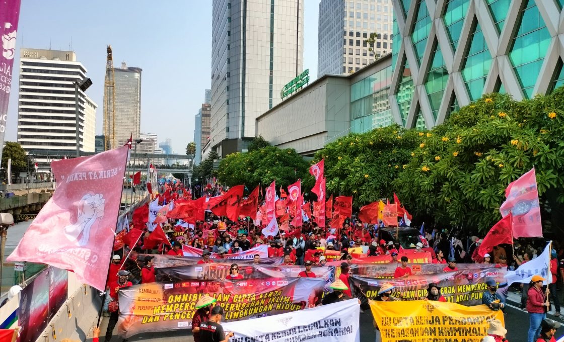 Ribuan Buruh Duduki Wilayah MH Thamrin Seharian Penuh