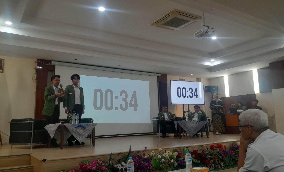 Debat Perdana Pemira 2025 Soroti Urgensi Perlindungan dan Pemberdayaan Perempuan