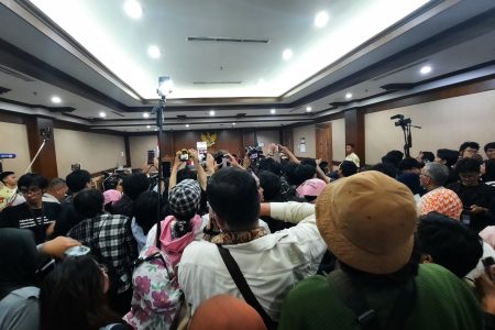 Delpedro dkk Dinyatakan Bebas Atas Dakwaan Penghasutan Aksi Agustus 2025