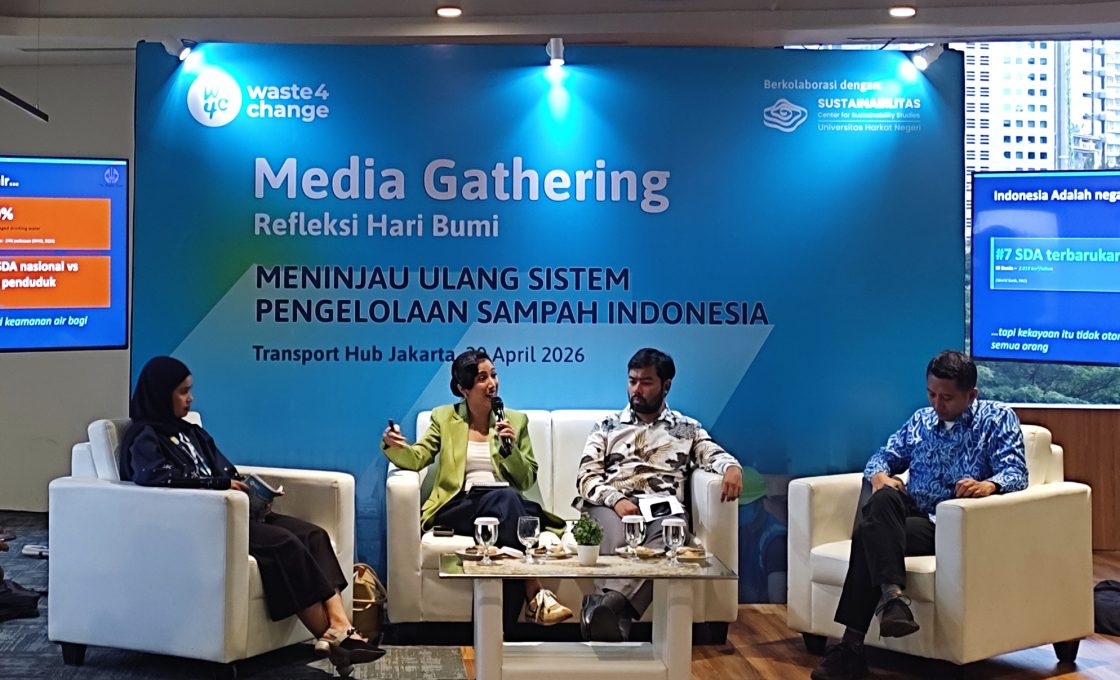 Waste4Change Soroti Karut-marut Pengelolaan Sampah Nasional