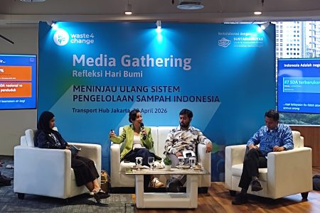 Waste4Change Soroti Karut-marut Pengelolaan Sampah Nasional