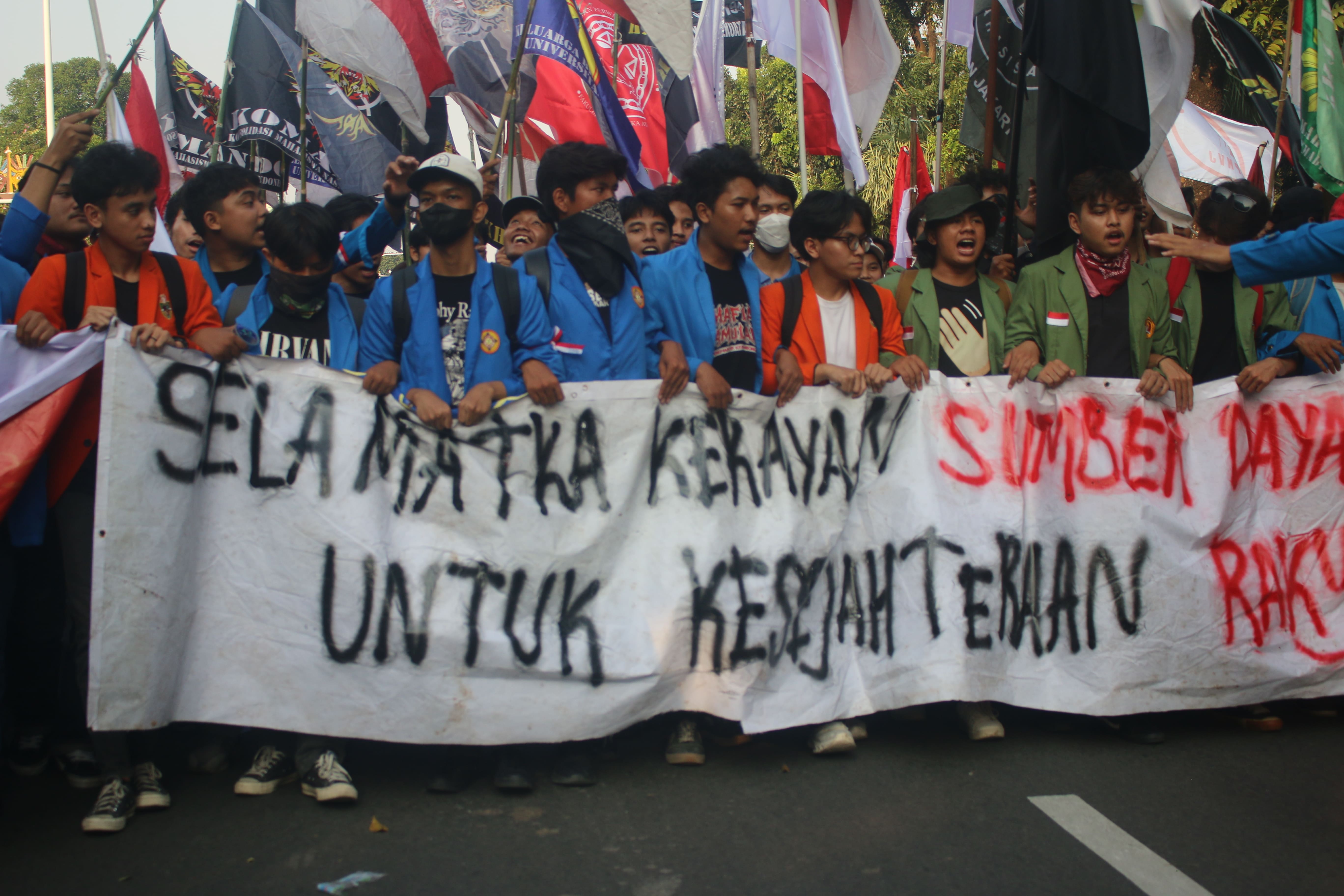 Mahasiswa Gelar Aksi Desak Pengelolaan Ekonomi dan SDA