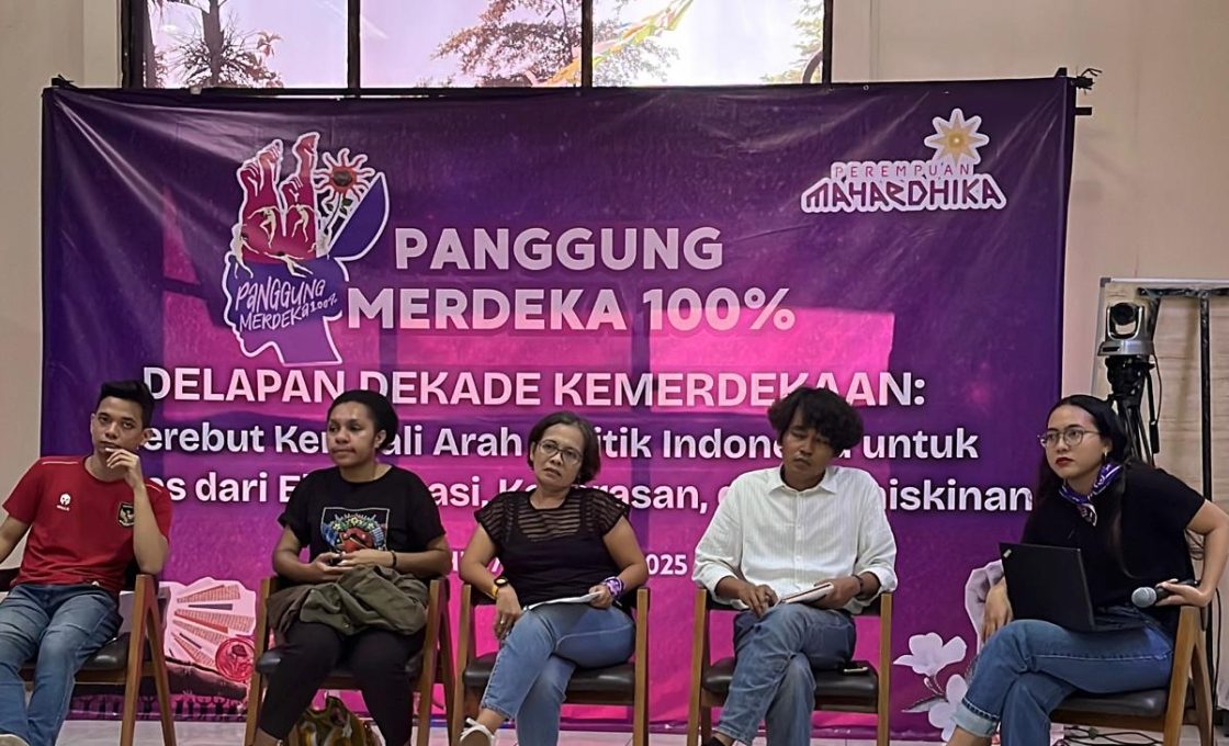 Panggung Merdeka 100%: Ruang Perlawanan Kolektif di Balik Ilusi Kemerdekaan