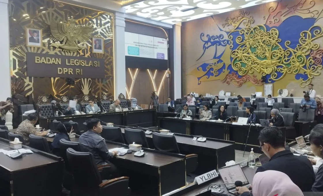 RUU PPRT Resmi Menjadi Usul Inisiatif DPR setelah Tertunda 22 Tahun
