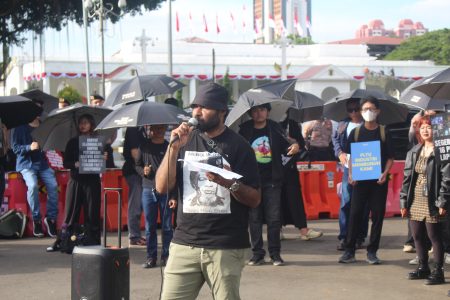 Aksi Kamisan ke-903 Sorot Tragedi Wamena, Tuntut Negara Selesaikan Pelanggaran HAM Berat