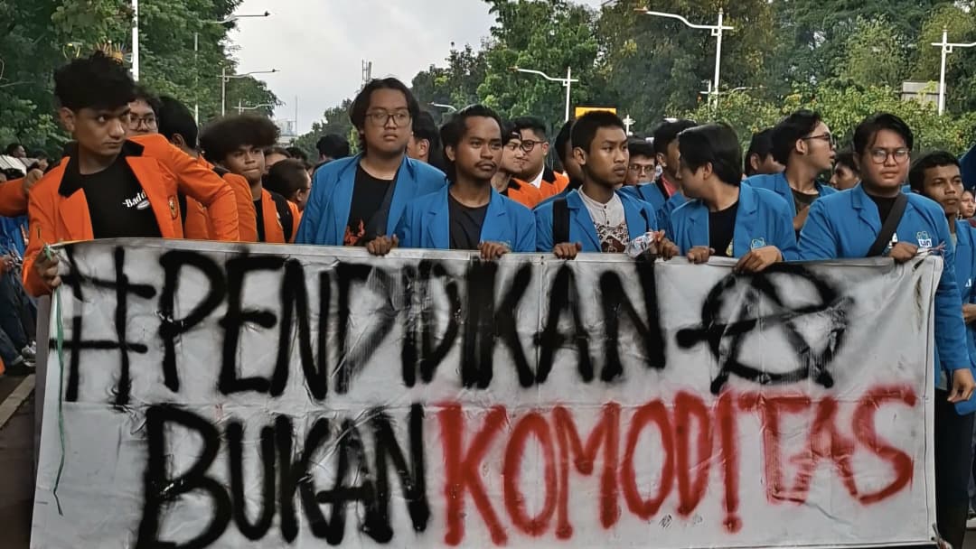 Aksi Hardiknas 2026, Mahasiswa Layangkan Tuntutan MBG hingga Kesejahteraan Guru Honorer