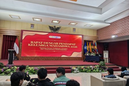 Mahasiswa Mempertanyakan Syarat Formil dalam RDP MPM UPNVJ
