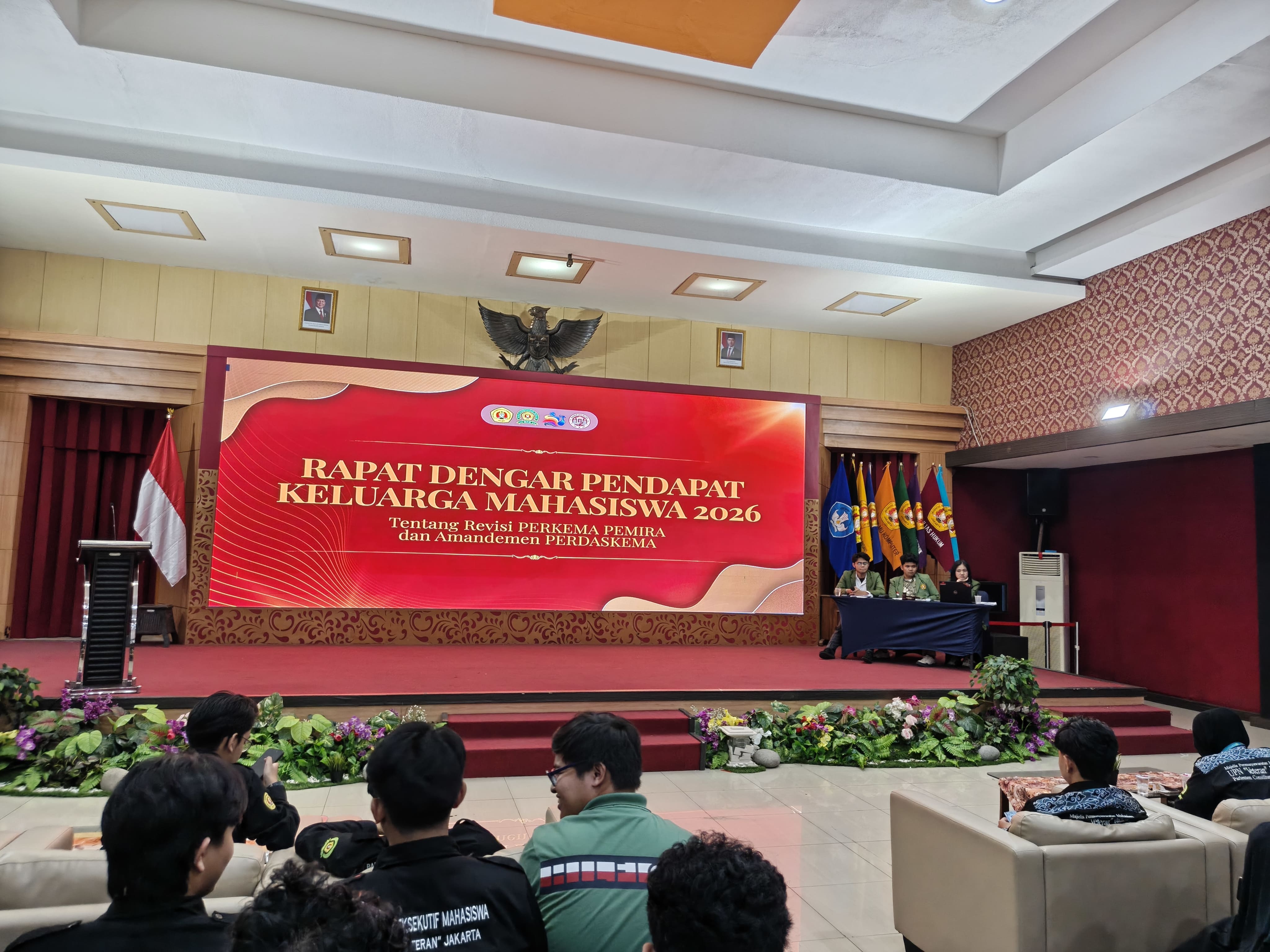 Mahasiswa Mempertanyakan Syarat Formil dalam RDP MPM UPNVJ